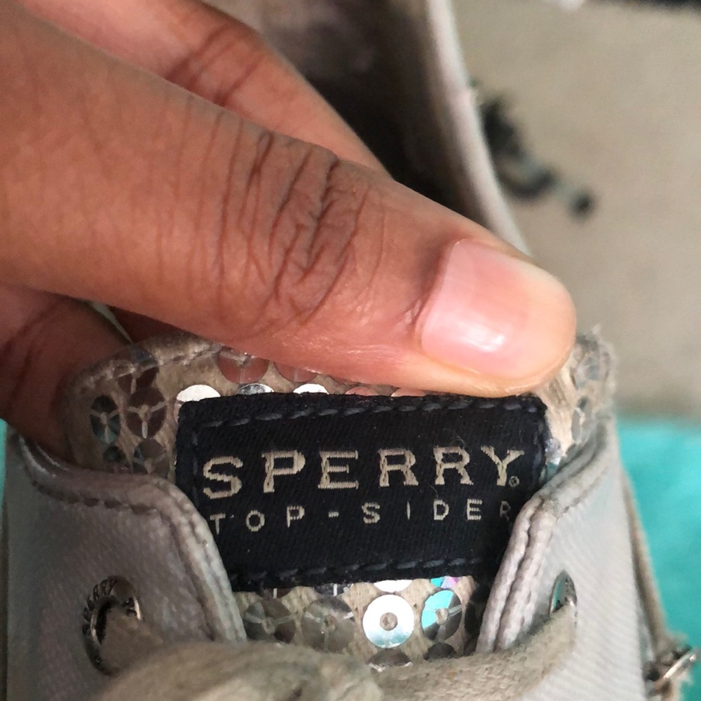 Silver sperrys - Picture 3 of 3